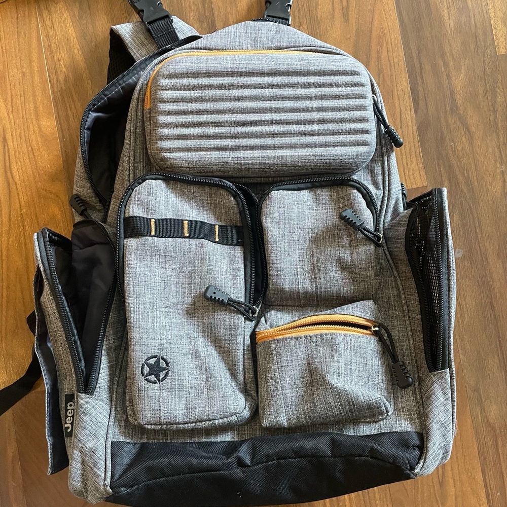 Jeep Adventurer’s Grey/Tan Diaper Bag